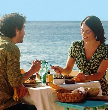 persone che mangiano prodotti Rio Mare